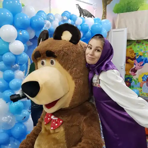 Маша і Ведмідь