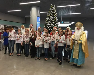 Аніматор Святий Миколай на дитячому святі