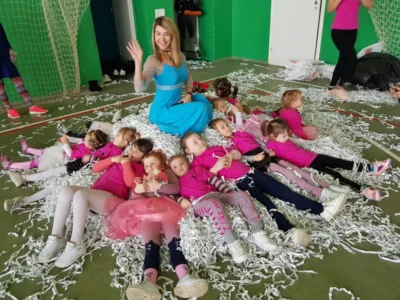 Паперове шоу Агенція свят Смайлиш