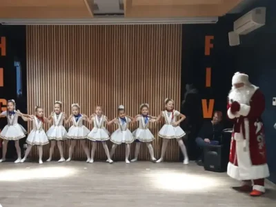 Дід Мороз і Снігуронька